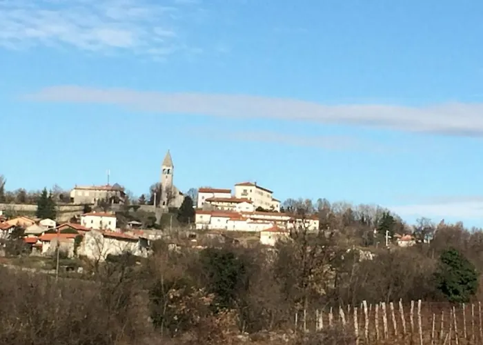 Casa vacanze Lavanda In Kriz With Private Swimpool Sežana