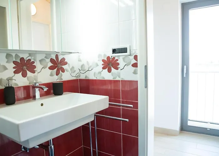 Lavanda In Kriz With Private Swimpool Sežana